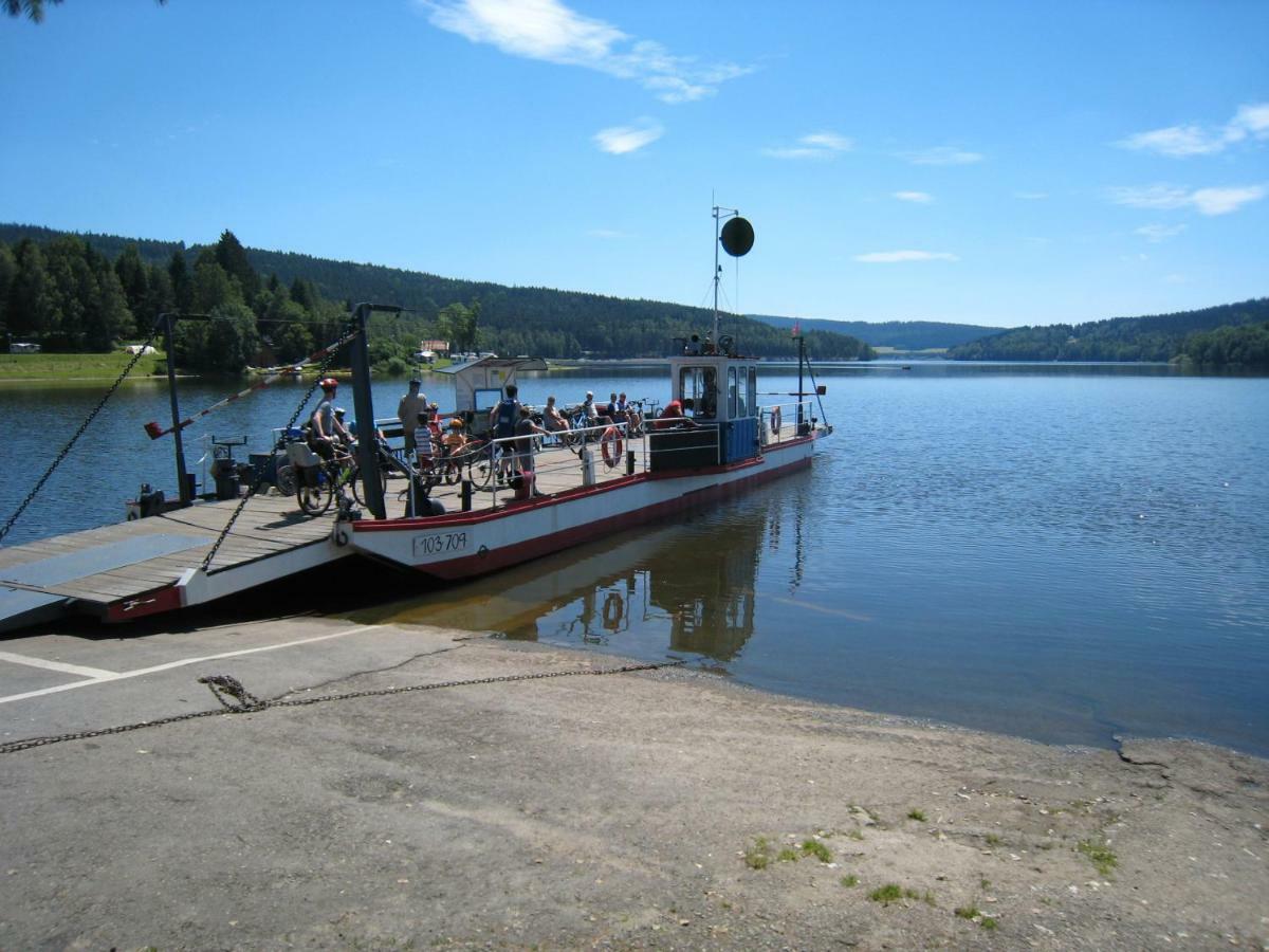 Apartmán Riviera Appartamento Lipno nad Vltavou Esterno foto